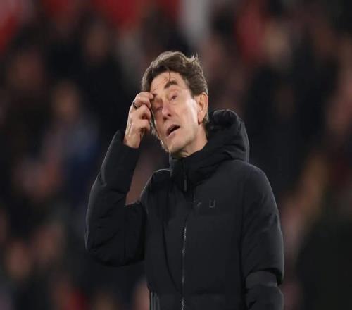 天空體育：熱刺高層在考慮所有選項，尚未決定弗蘭克的去留