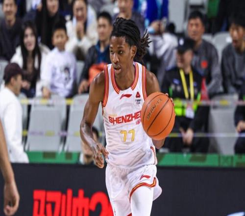赵继伟7中1梦游辽宁遭深圳双杀贺希宁32+9制胜两罚赛季新高