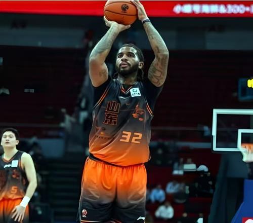 高速換外援謎團：小外援就沒打算換，第四外援大三雙強人浮出水面