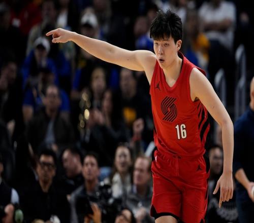 楊瀚森首節(jié)驚艷！開拓者三殺國王，威少空砍23+7，克林根轟21+17