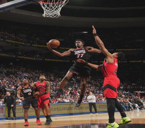 半月板撕裂！斷崖式下滑！最佳新秀被下放