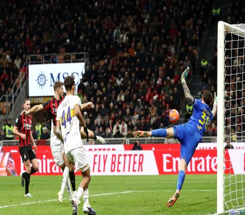 對陣萊切頭球破門，菲爾克魯格攻入米蘭生涯首球