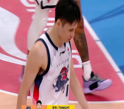 補(bǔ)強(qiáng)遇罰單：山東男籃第四外援到位難破局，鮑威爾轉(zhuǎn)正懸而未決！