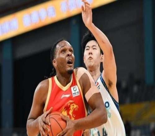 不像話！央視直播，劉維偉卻“下架”4大主力，網友體育精神呢