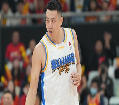 升第二！上海大胜三核伤停北京古德温24分张镇麟3记三分
