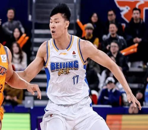 拿600萬(wàn)，空籃不進(jìn)+0分1板3犯，球迷樂了：給你5星，把我逗笑了