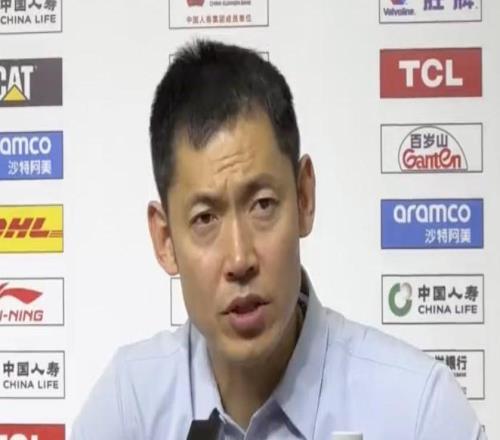 張慶鵬：球隊需要更多老將站出來，不要在困難的時候搖頭放棄