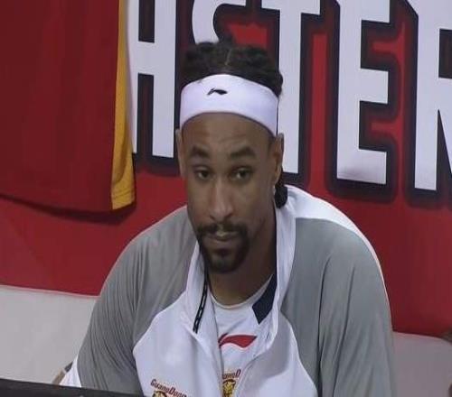 21分大勝仍不滿意，媒體人怒批廣東隊，強調(diào)一點不理想，盛贊一人