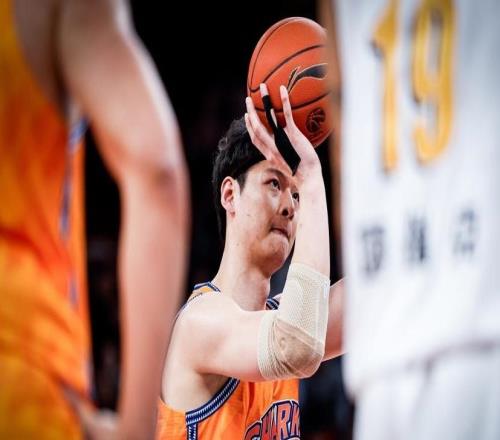 CBA“京滬大戰(zhàn)”，上海大勝北京豪取三連勝