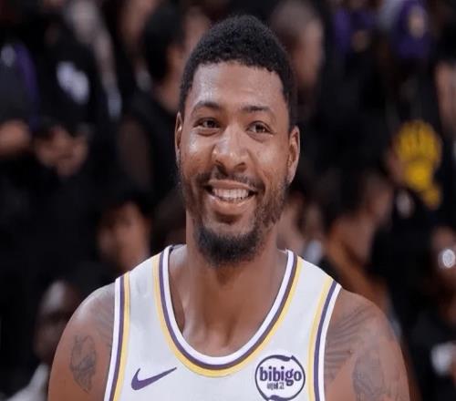 湖人3配角深化厚度！斯瑪特統(tǒng)治末節(jié)，海斯蛻變，撿漏蒂米太穩(wěn)定