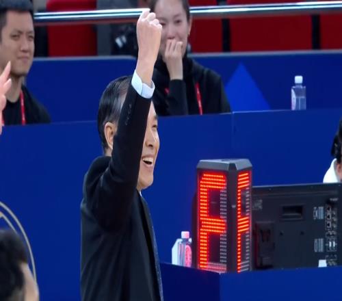 輸19分北京卻傳4好消息！4傷兵即將復(fù)出，浙江難了，張慶鵬頭大了