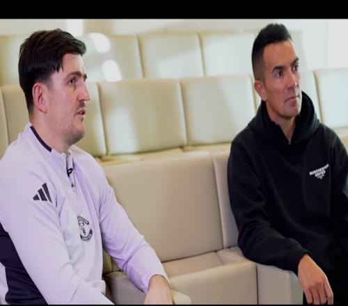 馬奎爾：16歲因身高猛躥被改成后衛(wèi)從費(fèi)迪南德身上學(xué)了很多