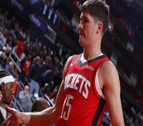 谢泼德末节12分登全美热搜！火箭官方为他鼓掌休媒盼给核心地位