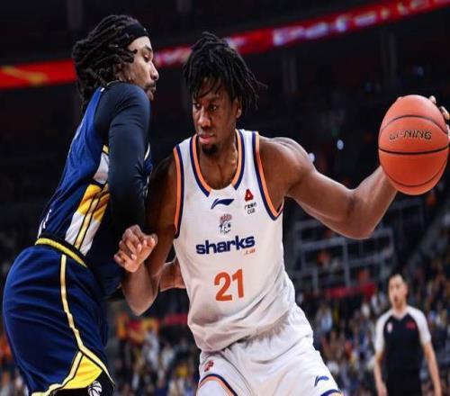 上海已將懷特塞德合同轉(zhuǎn)正！戰(zhàn)廣東曾砍12+18，或成盧偉沖冠X因素