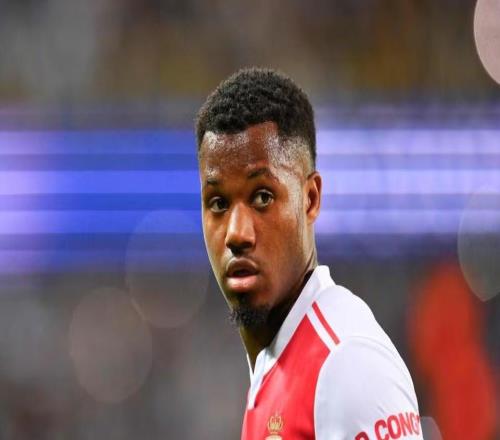 記者：巴薩內部對法蒂的處境感到擔憂，曾考慮召回他重新外租