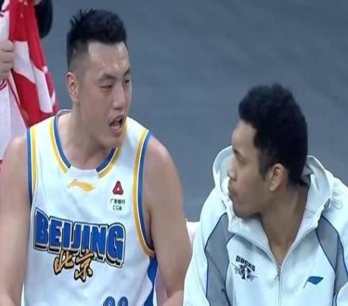 北京vs浙江前瞻：周琦趙睿領(lǐng)銜大面積傷病程帥澎跟隊(duì)訓(xùn)練引關(guān)注