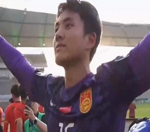 央視：三家有爭(zhēng)冠意圖的中超球隊(duì)有意李昊，球員身價(jià)為2000萬(wàn)