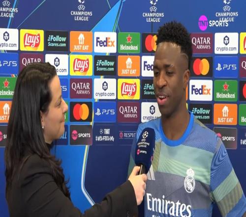 維尼修斯確認(rèn)留隊(duì)意愿：“我想長期留在皇馬，不理解主場噓聲”