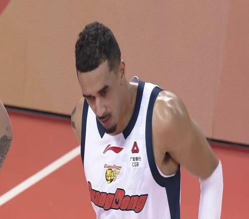 不打了！廣東強力外援確認下家，朱芳雨徹底失去“后路”！