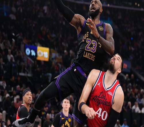 快船拒絕湖人26分逆轉！小卡復出哈登18+10引7人上雙詹東55+16