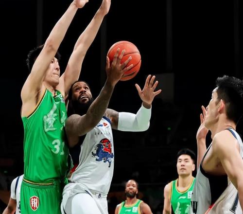 CBA最新積分榜：上海大勝30分，遼寧7984山東3連敗，廣州第11