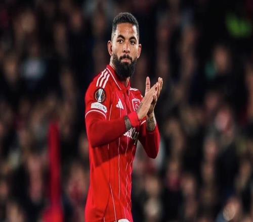 記者：切爾西在和道格拉斯路易斯團隊談判，尤文愿意繼續(xù)外租