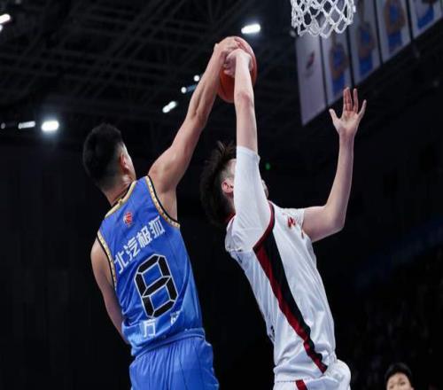 CCTV5直播北京德比萬眾矚目！陳盈駿大戰(zhàn)廖三寧，許利民主抓防守