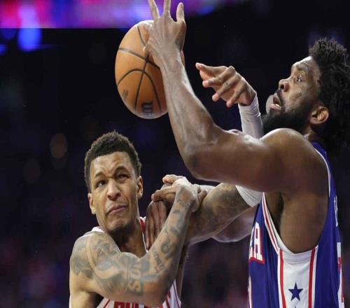 受不了，火箭隊主教練批評恩比德和76人隊“瘋狂”的誘敵犯規行為