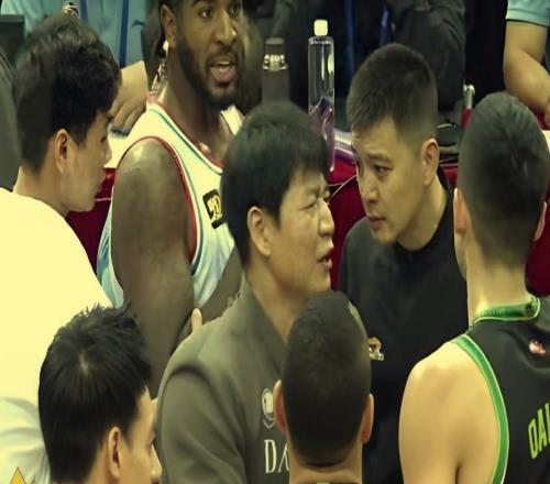 遼籃5分憾負(fù)又是3連??！小龍空砍23+5，趙繼偉12+7+6，莫蘭德兩雙