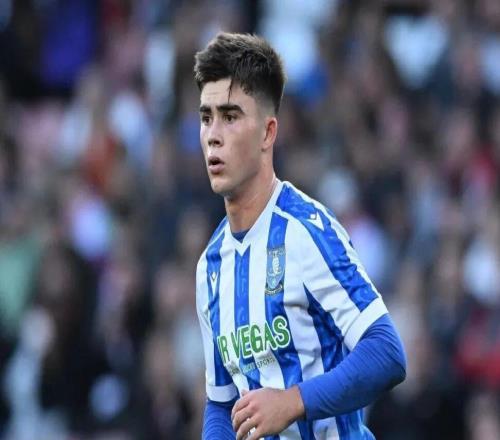 TA：曼聯(lián)2425賽季的收入排名跌至第8羅馬諾：恩迪迪被推薦給曼聯(lián)，他愿意接受任何條件