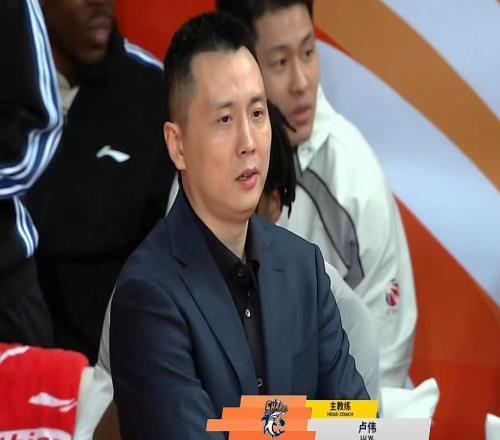 上海男籃30分大勝，弗格36分大爆發(fā)，鄒陽空砍18分6籃板4搶斷！