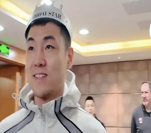 “防守大閘”難掩“進攻黑洞”：三十而立，高詩巖如何破局