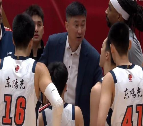 CBA排名更新！廣東上海連勝，遼寧低迷排名第12，山東第7新疆復(fù)蘇