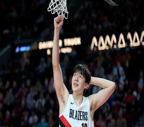 11正負(fù)值全場最低，楊瀚森半場6分33秒1中0得0分3板1失誤