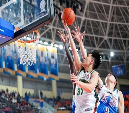 末節只拿4分，新疆時隔7年再次傷口撒鹽，遼寧還能再抽象點嗎