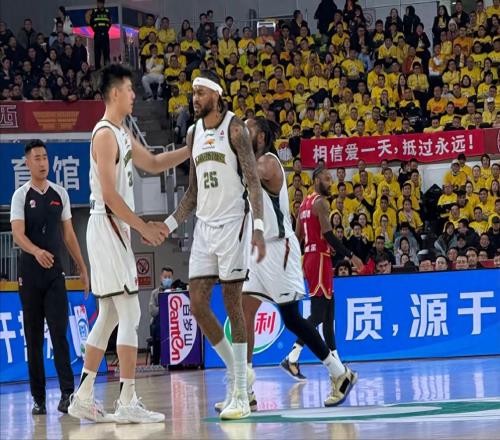 破案了！遼寧近6輪5負(fù)原因找到，付豪實(shí)話實(shí)說，趙繼偉缺好幫手