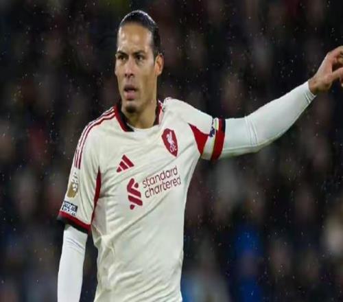 23后！英超爭(zhēng)四亂了：利物浦爆冷+5輪不勝，曼聯(lián)不敗=反超進(jìn)前四