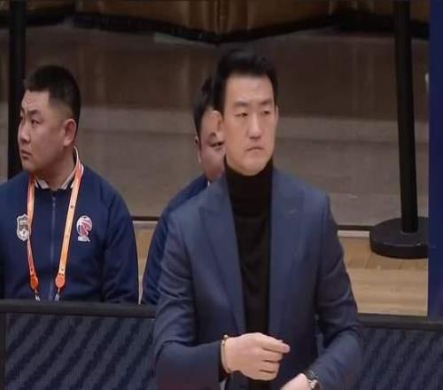 廣廈輸球仍第1，廣東追平豪門，山東逼近前4，遼寧第13，黑馬隕落