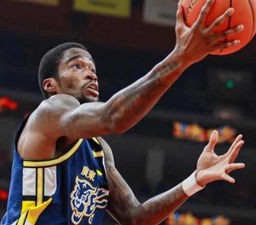 CBA最新积分榜：广东4连胜升第1，北京1分险胜，山西3连败排第8