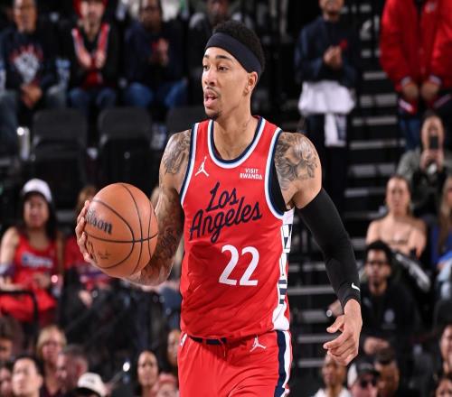 23分鐘砍16+7！快船26歲64萬奇兵崛起真香：輔佐小卡哈登北伐