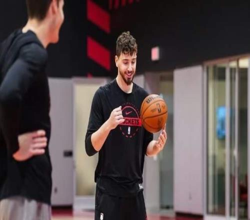 申京找回高效打法，轟33+9+6火箭1號位送14助攻只差投籃成核心