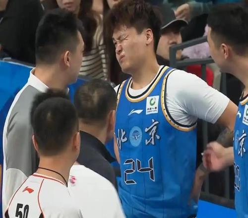 CBA三消息：趙睿傷病更新，徐杰回應百萬票王，山西球迷又闖禍