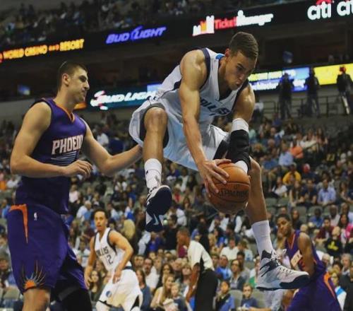 帶著母親遺愿戰(zhàn)斗12年,交易添頭成了隊(duì)魂