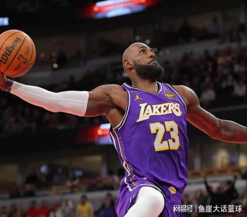 湖人兩點(diǎn)進(jìn)步明顯，老詹力壓杜蘭特！東契奇聯(lián)盟第一，一人被忽視