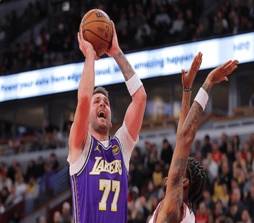 狂轟46+11+7！東契奇天神下凡，詹姆斯破歷史第一紀錄，湖人2連勝