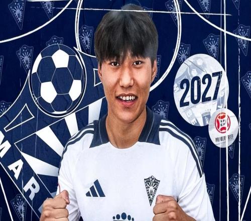 喜訊！他可能成首位通過邵佳一考察的00后國腳，熱身賽連場爆發(fā)