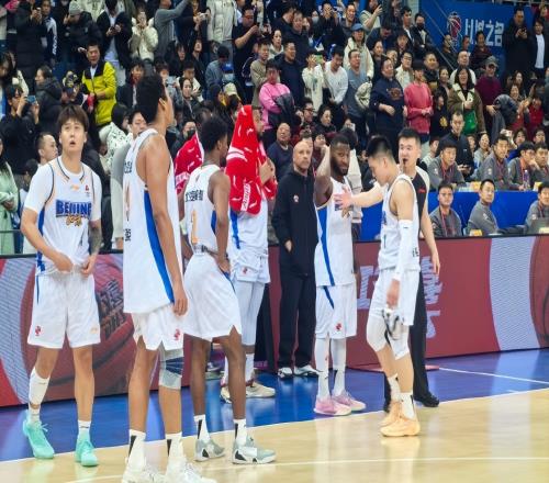 趙睿復出成得分王，爆冷15分大敗，一個月無連勝