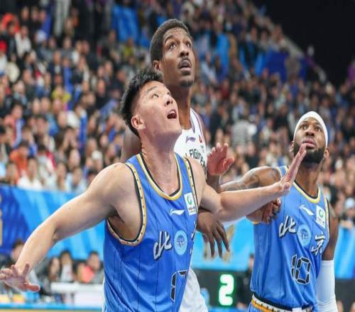 首鋼慘敗揪出罪魁禍?zhǔn)?！頂薪?nèi)線在場(chǎng)狂輸19分，許利民被坑慘了