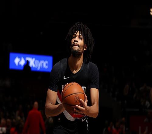 好歹拿到了大量的分數，開拓者后場新星已經完成了全部的任務了