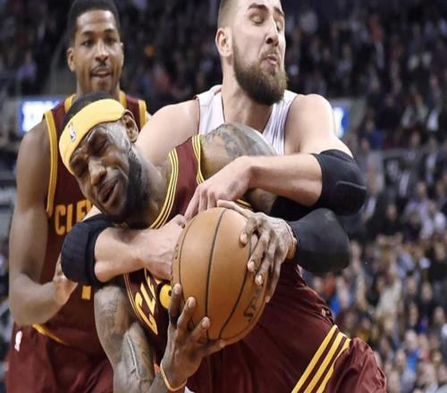 瓦兰丘纳斯：当年在猛龙总是被詹姆斯击溃，他是最伟大的球员之一